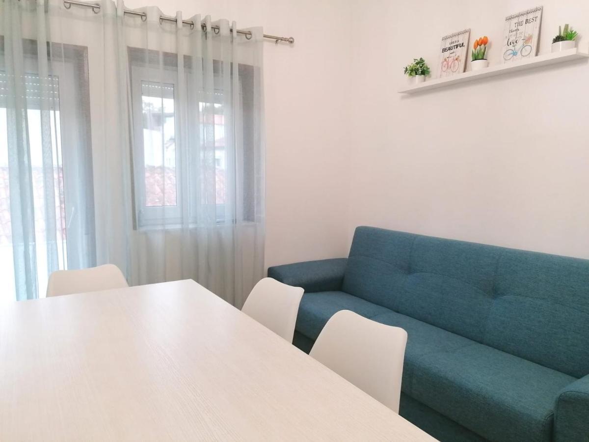 Apartment B In